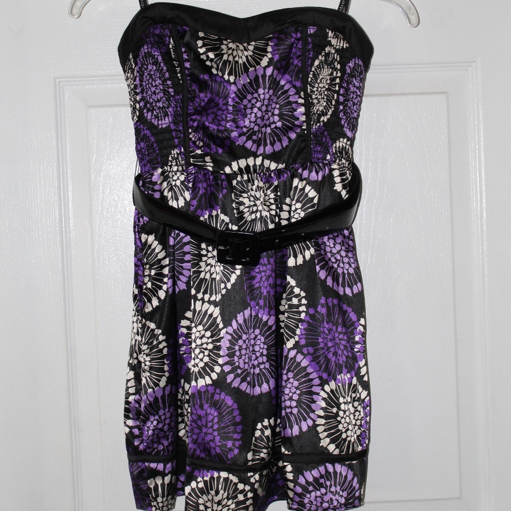 2B Bebe Strapless Dress